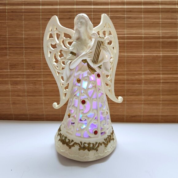 Costco LED Lighted Angel Figurine 11.5” Colour Changing Christmas Decor - Picture 9 of 17
